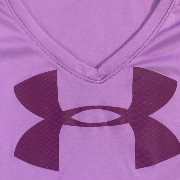 Underarmour Tee - Picture 2 of 3